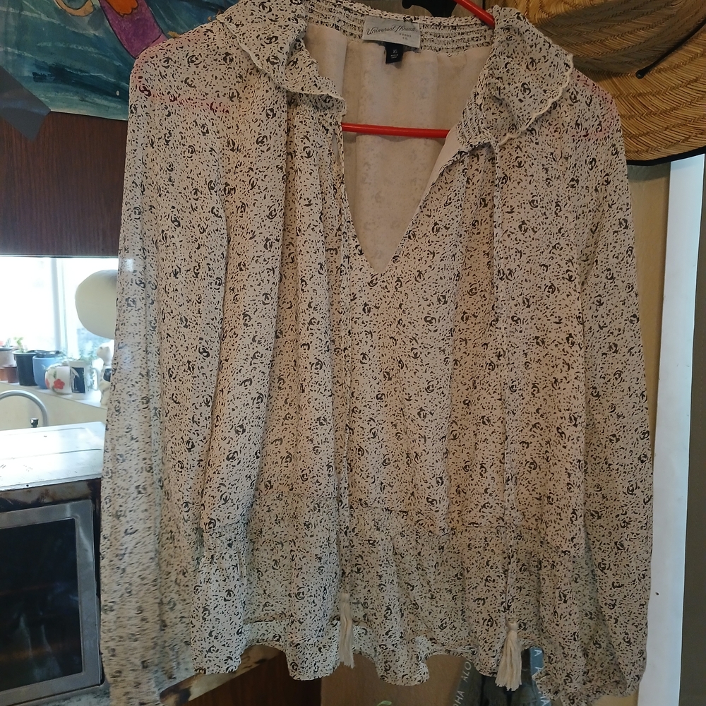 Universal Thread Bohemian Black and White Blouse